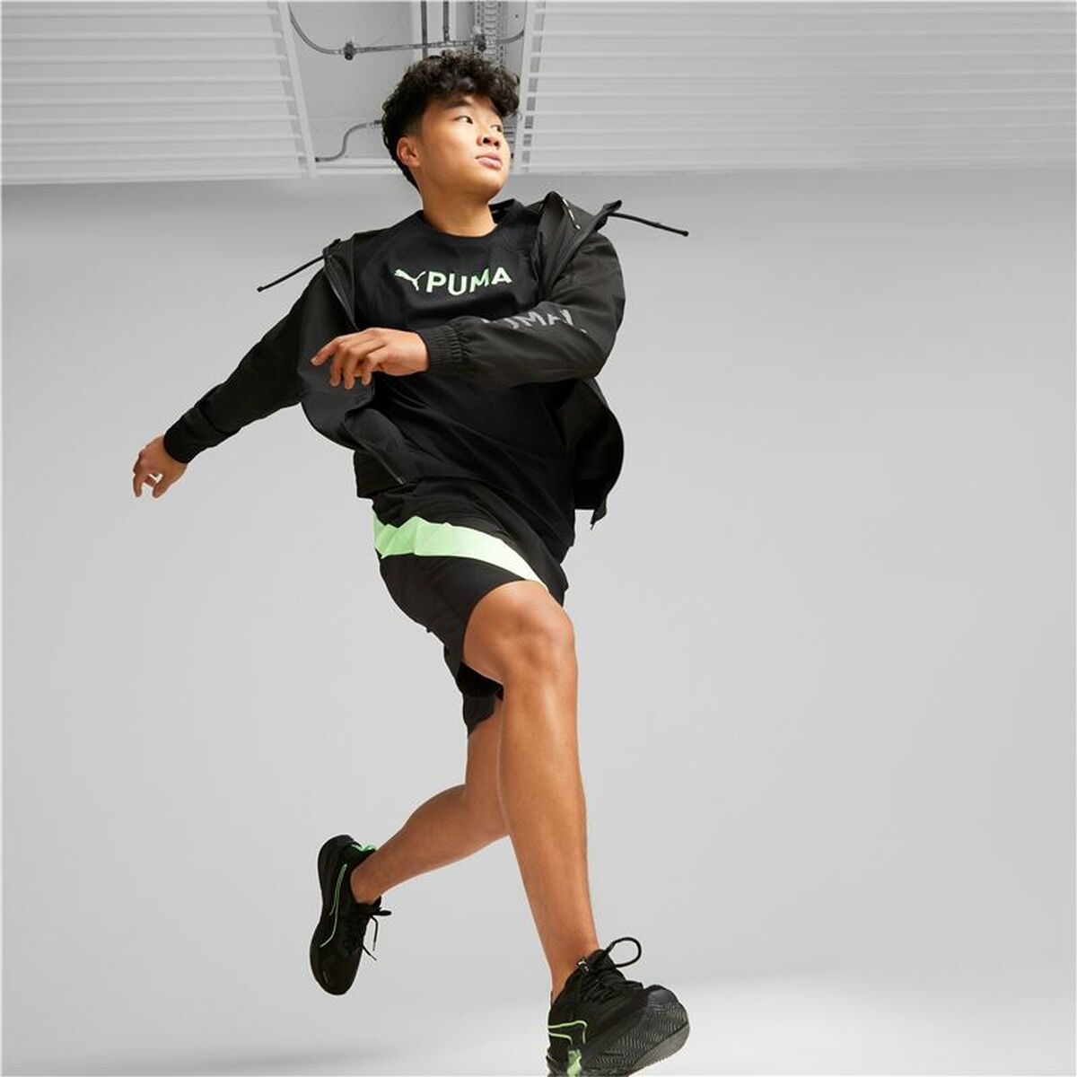 V8H148A9E53C3E596B166A49E1586BBDC5CR4885518P3