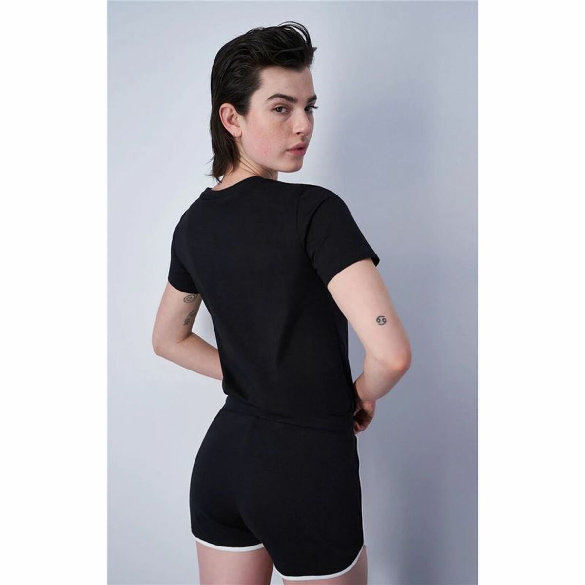 V5H151708AAC732595EA4A94E151910D10ER4648146P3